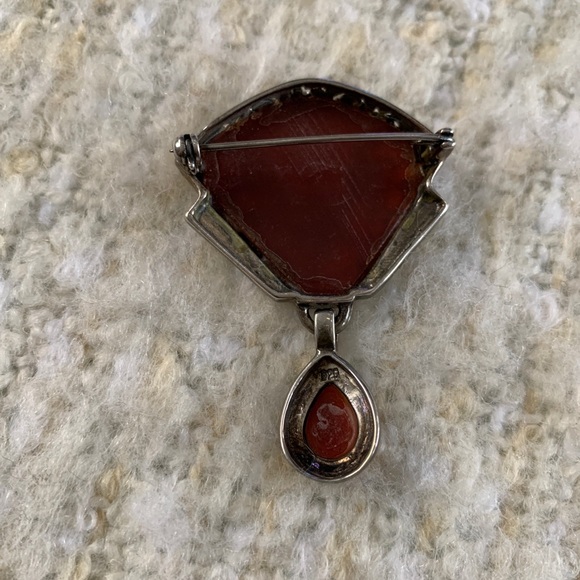 Marcasite, silver and carnelian pin. - Picture 4 of 4